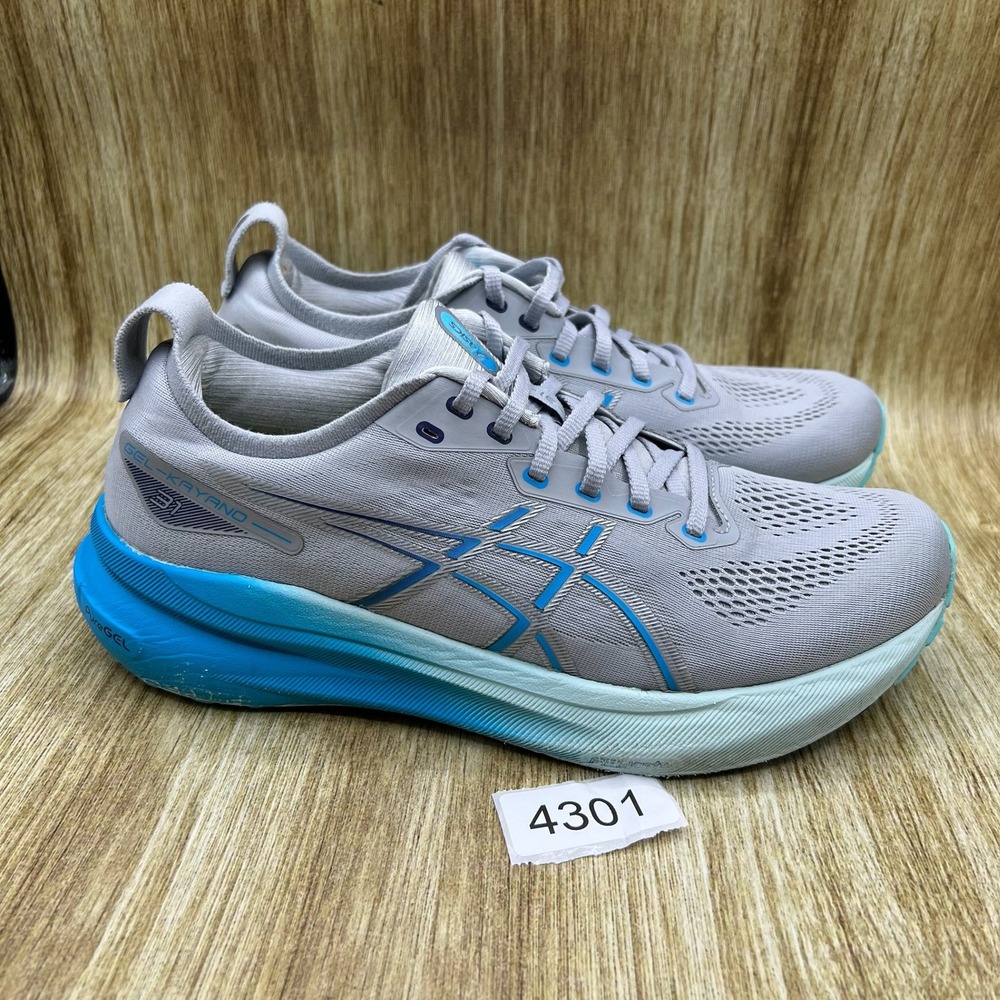 Asics Women's Light Gray and Aqua Athletic Running Shoes - Picture 10 of 10